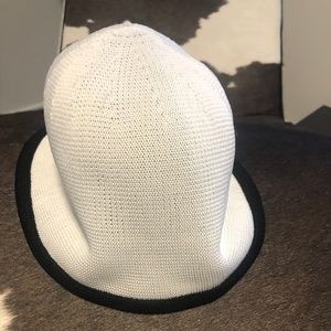 Danier Leather Y2K Reversible Knit Bucket Hat